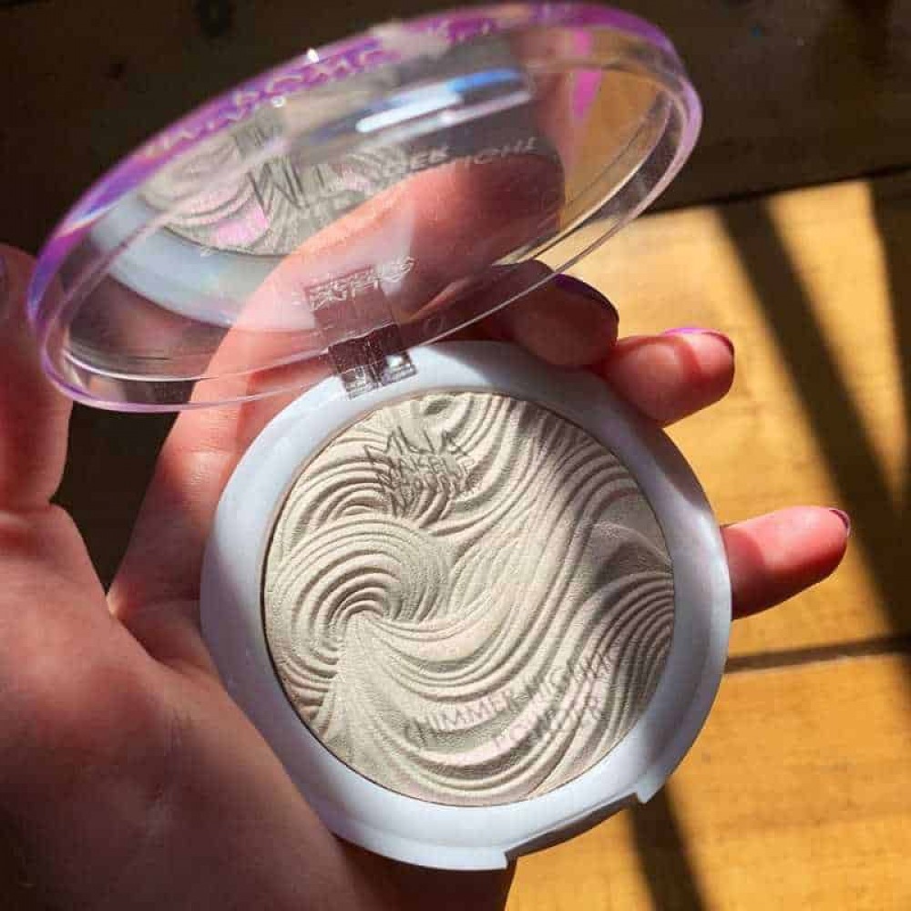 MUA Shimmer Highlighting Powder - Iridescent Gold 8,5gr HIGHLIGHTER