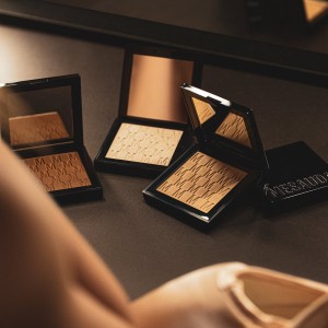 MESAUDA Nude Venus Compact Powder - 104 Natural Ivory ΠΟΥΔΡΕΣ